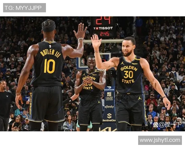 NBA首周实力榜雷霆居首,湖人马刺排名大幅提升 NBA首周实力榜雷霆居首,湖人马刺排名大幅提升