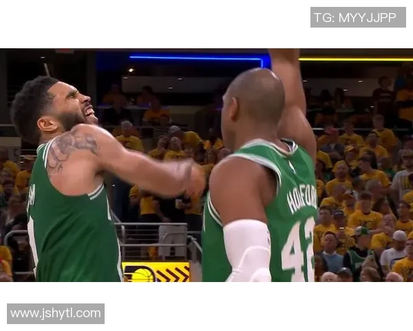 塔图姆突破背传 霍福德底角三分一箭穿心 塔图姆突破背传 霍福德底角三分一箭穿心