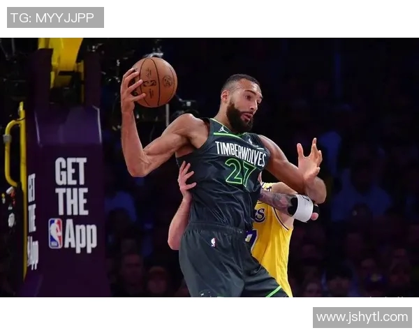 NBA官方：森林狼中锋戈贝尔因7次恶意犯积分规被禁赛一场