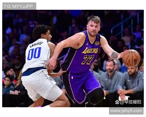 残阵太阳此前两场只得到77分和81分，对阵湖人砍113分